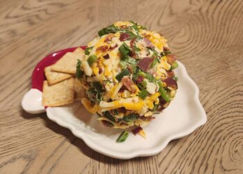 Bacon Jalapeno Cheese Ball